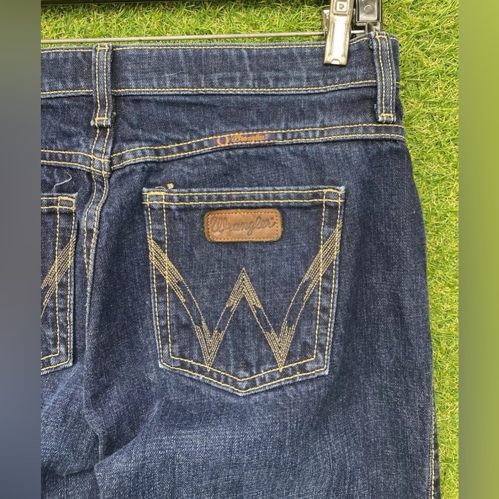 Women’s Wrangler Jeans. 
7/8 x36 
In execellent condition !